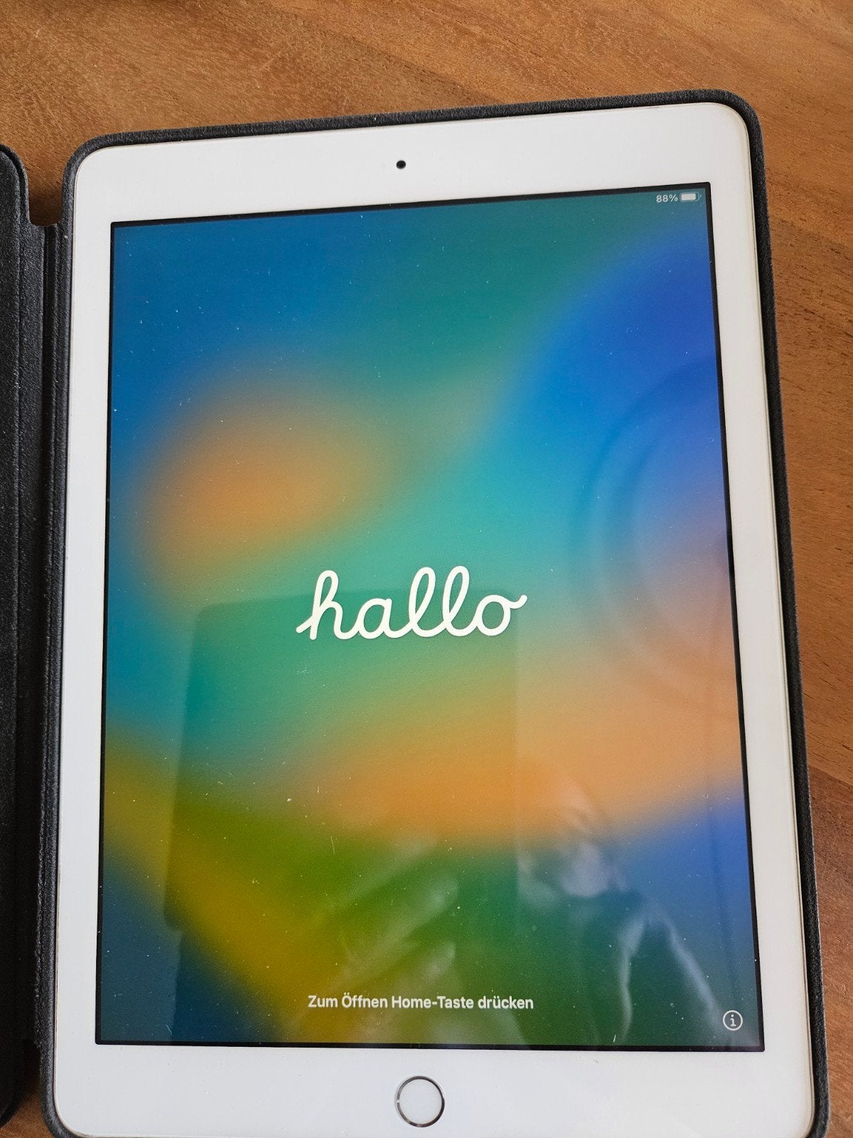Apple iPad Air 16GB Wi-Fi Zilver (MD788NF/A) met hoes, Ophalen of Verzenden, 10 inch, Apple iPad Air, 16 GB