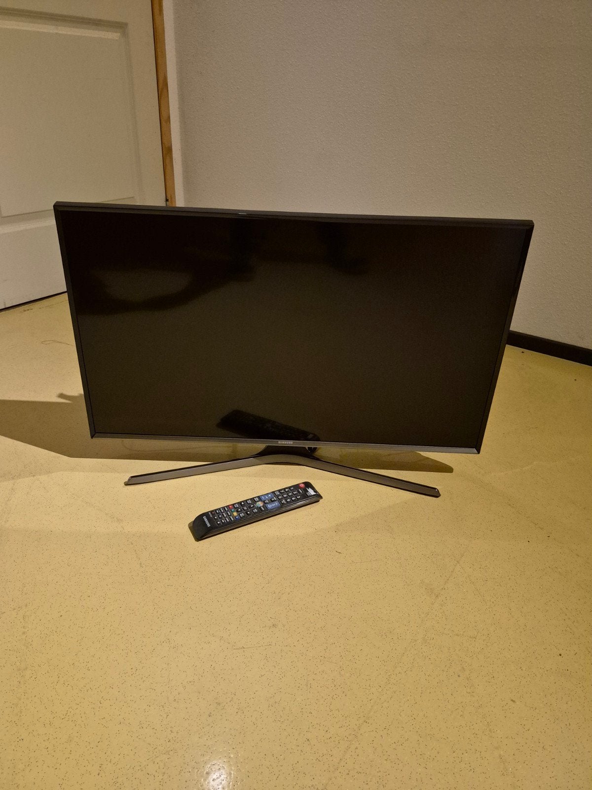 Samsung UE32J5500AW Smart TV - Full HD LED 80 cm, Ophalen, LED, 50 Hz, 80 tot 100 cm