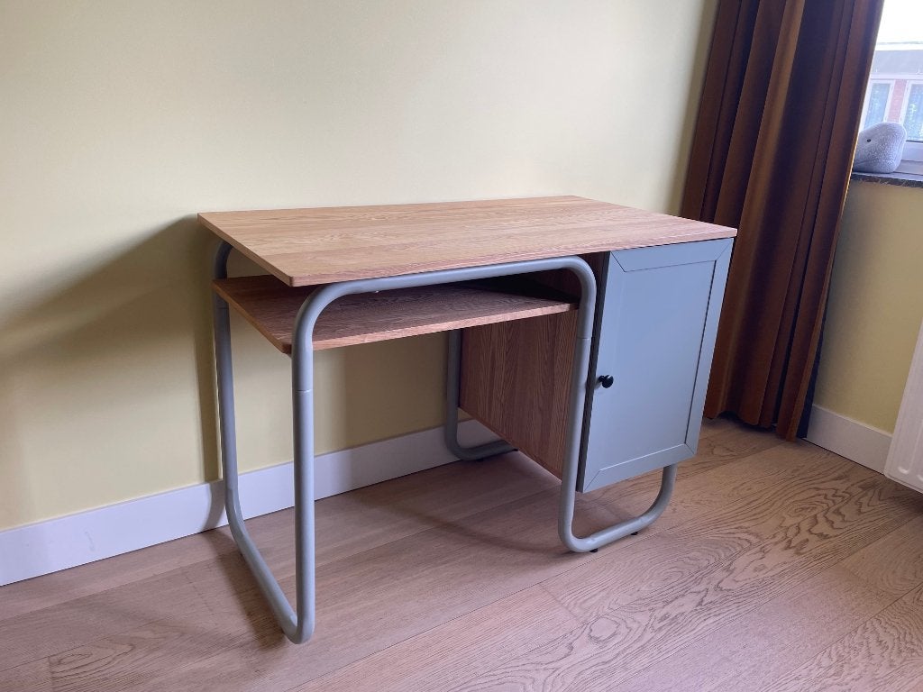 Bureau kind, Ophalen, Zo goed als nieuw, Tafel(s)
