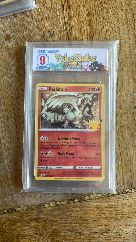 Pokémon Celebrations Reshiram, Yveltal, Ho-Oh Pokéslabs 9, Ophalen of Verzenden, Zo goed als nieuw, Meerdere kaarten