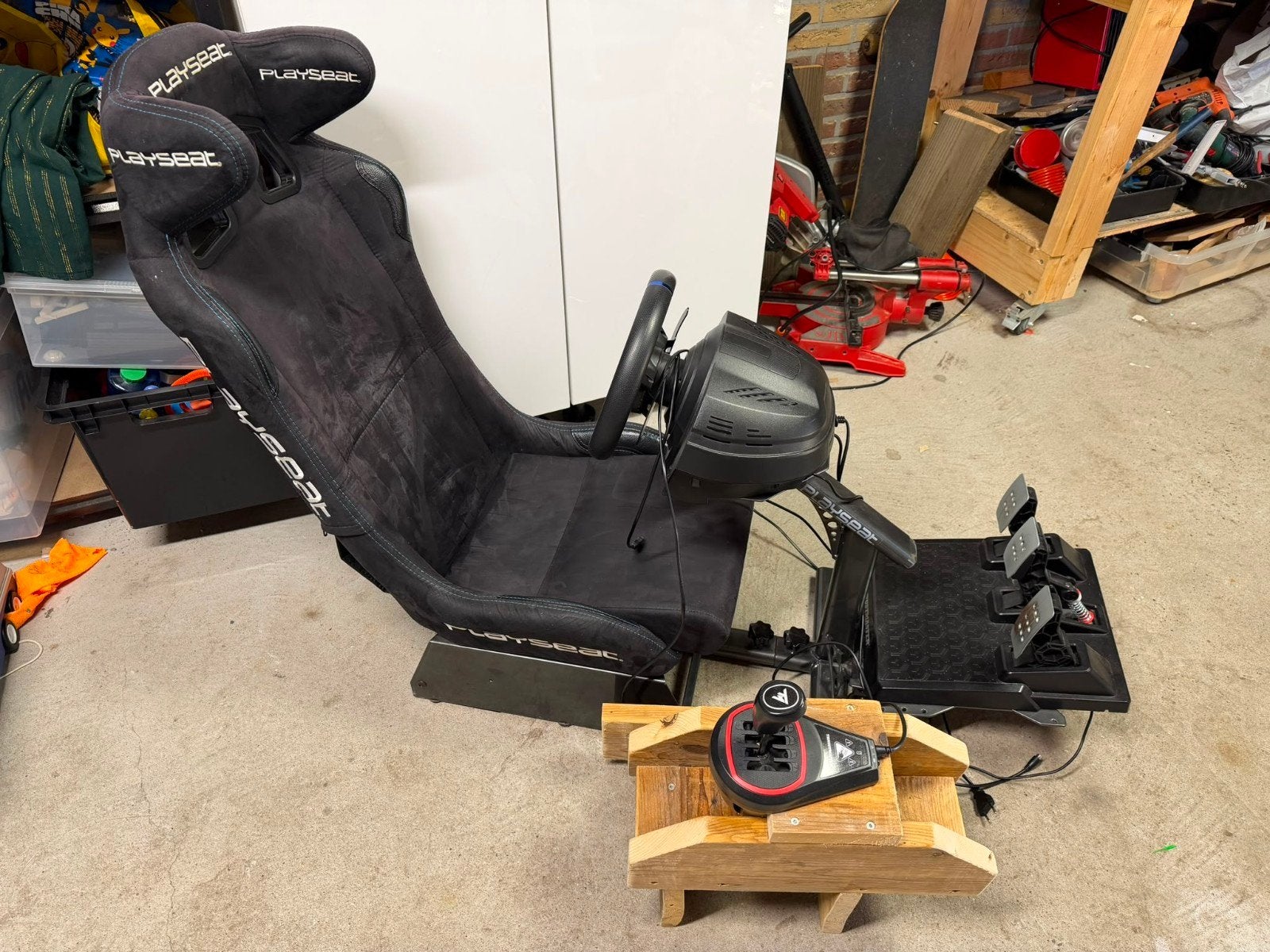 Playseat Evolution met Thrustmaster T300 stuur en pedalen, Ophalen