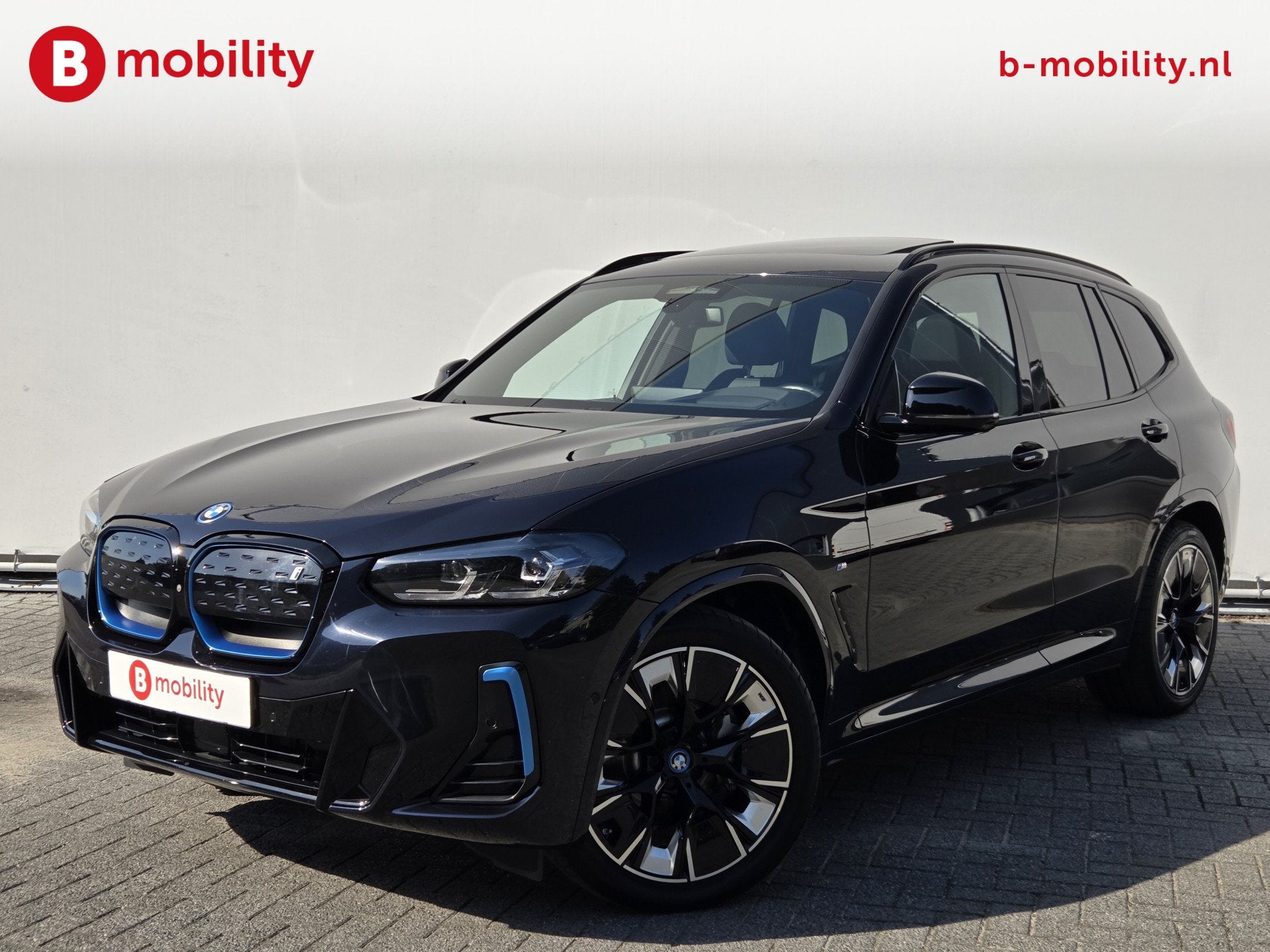 BMW iX3 High Executive M-Sport 80 kWh SOH 100% 'Carbon-schwa, Automaat, Achterwielaandrijving, Zwart, 2155 kg