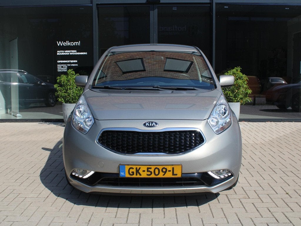 Kia Venga 1.6 CVVT DynamicLine Trekhaak, Navigatie, Achterui, Auto's, Kia, Gebruikt, 4 cilinders, 1197 kg, Origineel Nederlands