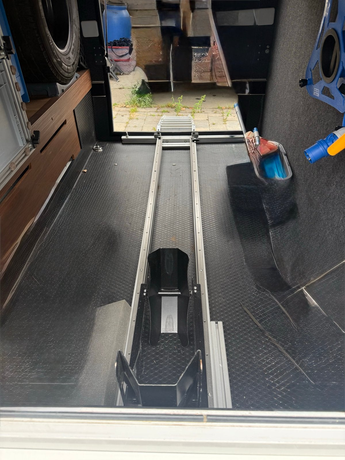 Aluminium oprijplaat en motorfietsdrager voor camper, Ophalen, Gebruikt