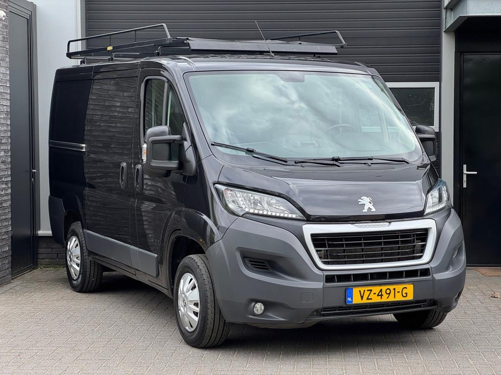 Peugeot Boxer 330 2.0 BlueHDI L1H1 Premium Pack 2x Schuifdeu, Voorwielaandrijving, Gebruikt, Euro 6, 4 cilinders