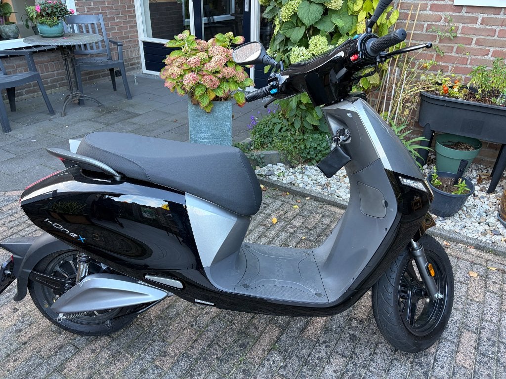 Kymco electric scooter I-Onex, Fietsen en Brommers, Ophalen, Overige modellen, Maximaal 45 km/u, Elektrisch
