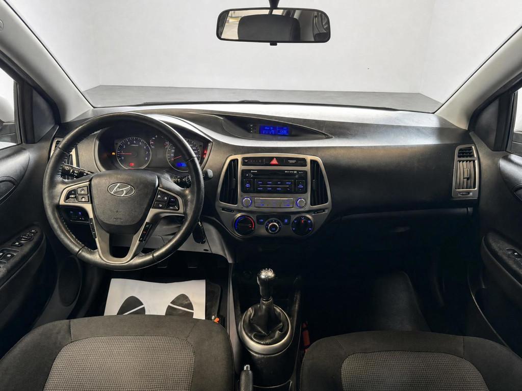 Hyundai I20 1.2i i-Vision|AIRCO|BLUETOOTH|LAGE KM|5DRS|ELEK, Euro 5, Gebruikt, 4 cilinders, Origineel Nederlands