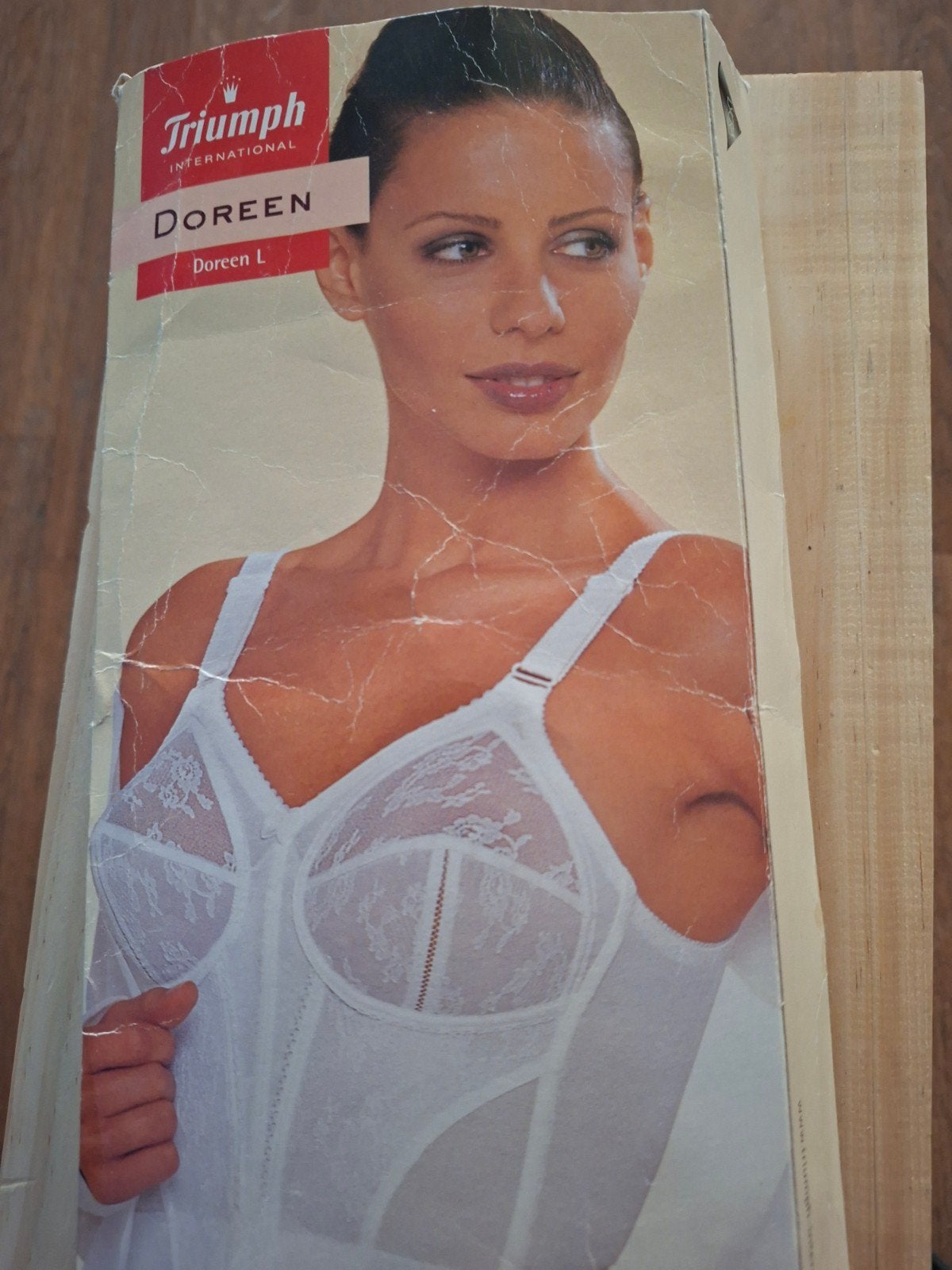Triumph Doreen L BH - Nieuw met label, Triumph, Ophalen of Verzenden, Beige, BH