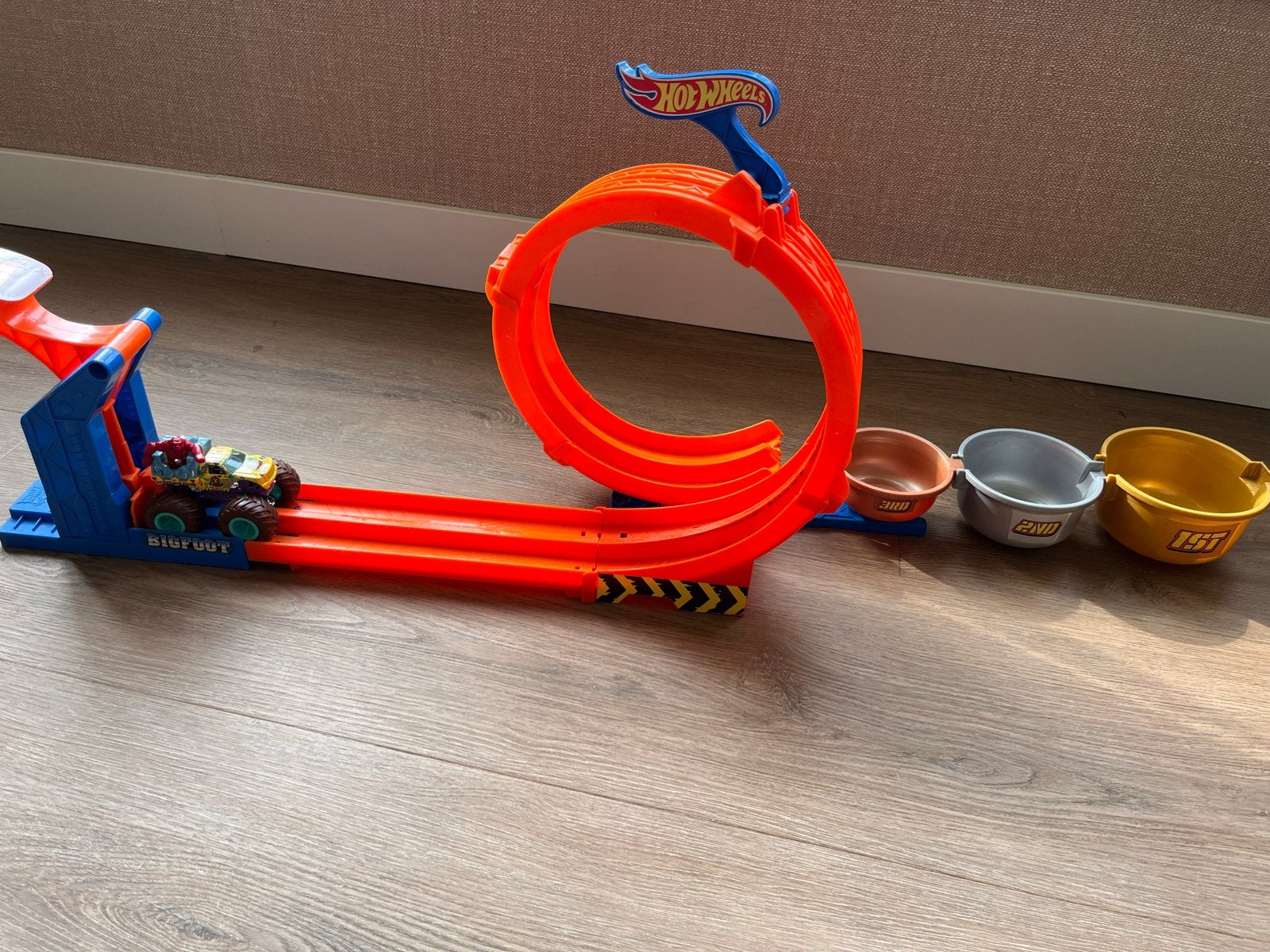 Hot Wheels Monster Truck Racebaan met Looping, Ophalen, Met looping, Racebaan, Gebruikt