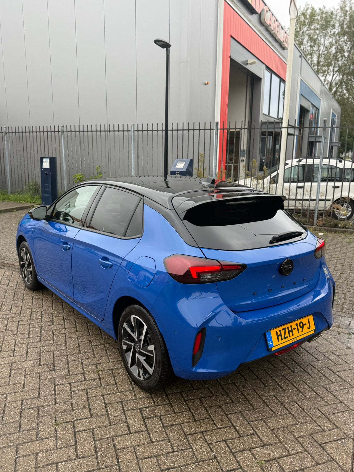 Foto 7 van Opel Corsa 1.2 Turbo GS 130 PK automaat, nieuwstaat !