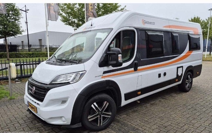 2019 Pössl 640, 150pk, trekhaak, 18inch, sportieve buscamper, Buscamper of Camperbus, Fiat, Pössl, Tot en met 2