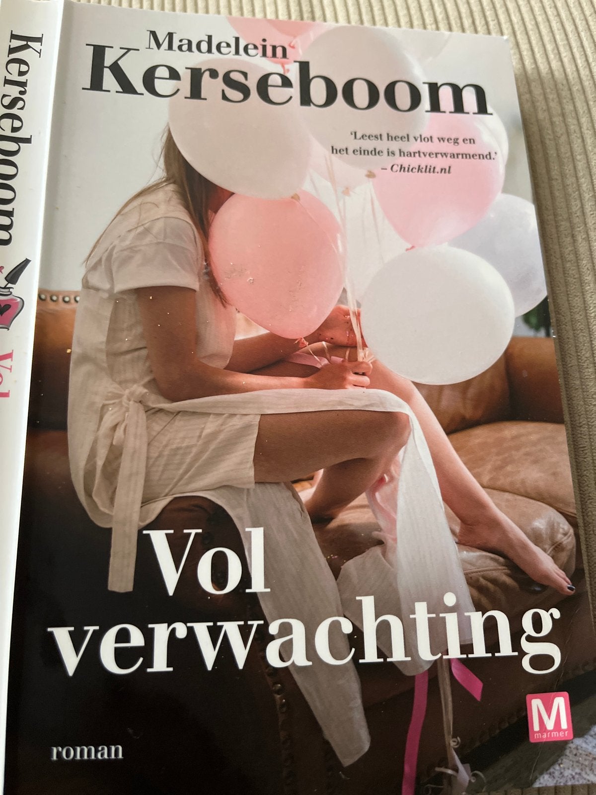 Madelijn Kerseboom - Vol verwachting (roman), Ophalen of Verzenden, Zo goed als nieuw, Nederland