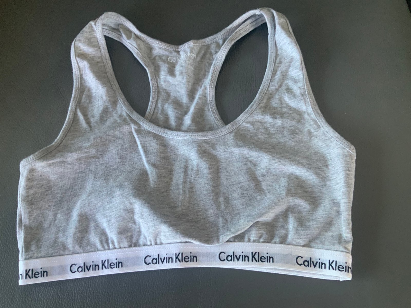 Zgan grijs hemdje Calvin klein 164 heel klein prijsje, Kinderen en Baby's, Kinderkleding | Maat 164, Ophalen of Verzenden, Zo goed als nieuw