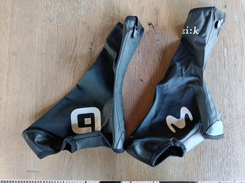 Waterdichte overschoenen Ale Movistar Mt 34-37, Fietsen en Brommers, Fietsaccessoires | Fietskleding, Gebruikt, Schoenen, Ophalen of Verzenden