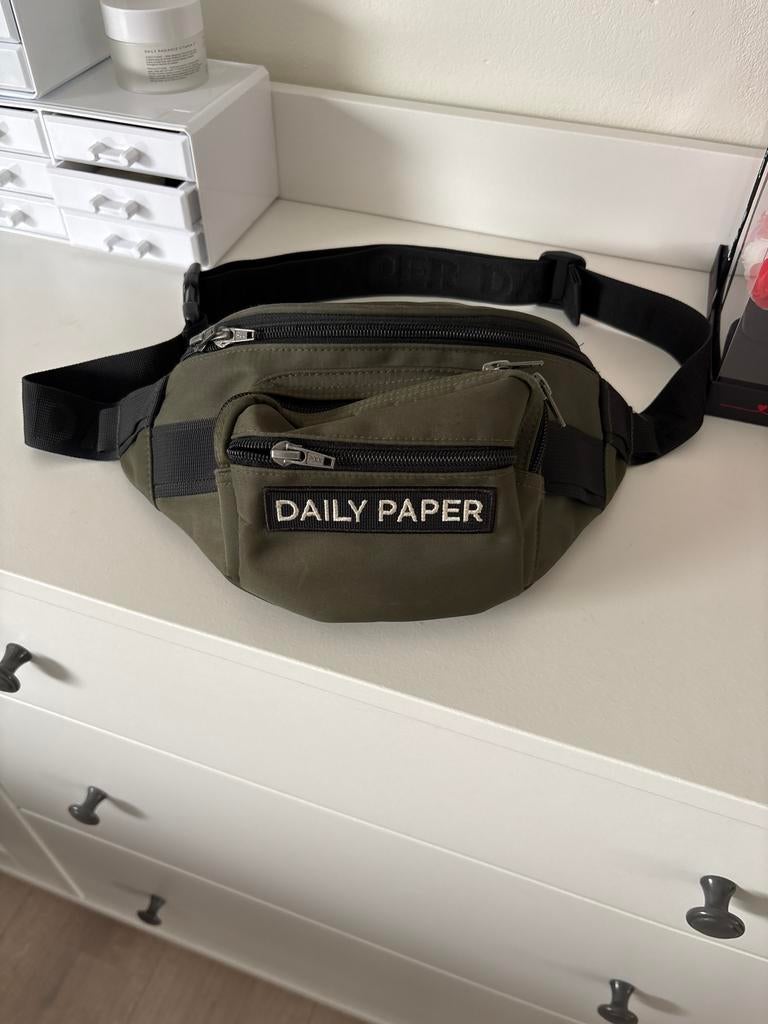 Daily Paper heuptas/crossbody tas - Groen, Sieraden, Tassen en Uiterlijk, Tassen | Schoudertassen, Ophalen of Verzenden, Gebruikt