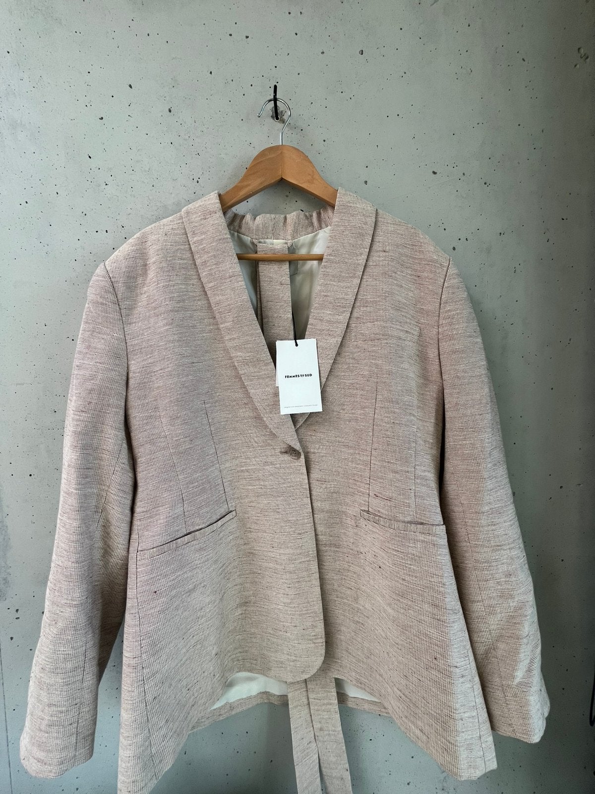 Femmes du Sud blazer mt XL nieuw, Kleding | Dames, Ophalen of Verzenden, Nieuw, Maat 46/48 (XL) of groter, Beige