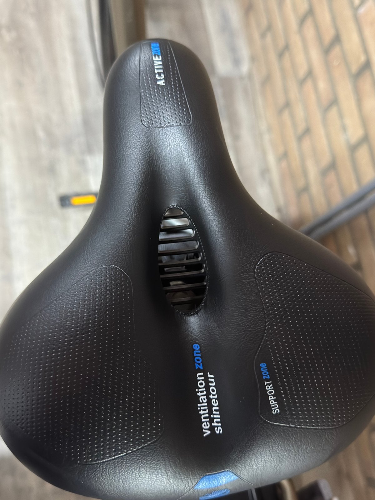 Fietszadel Shinetour, Ophalen, Zo goed als nieuw