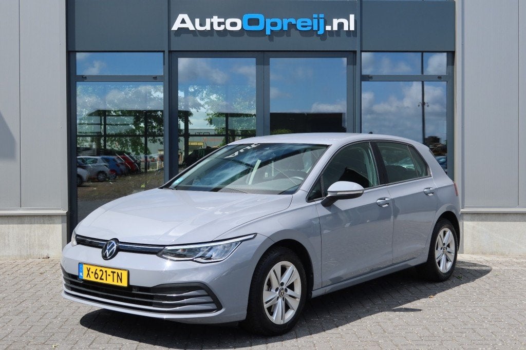 Volkswagen GOLF 1.0 eTSI Life AUTOMAAT 110pk Clima, NAVI, Ca, Auto's, Gebruikt, 1204 kg, Origineel Nederlands, Bedrijf