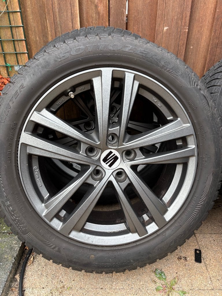 SEAT Abrera II Winterset: 215/65 R17, Auto-onderdelen, Banden en Velgen, Ophalen, Banden en Velgen, 17 inch, Winterbanden