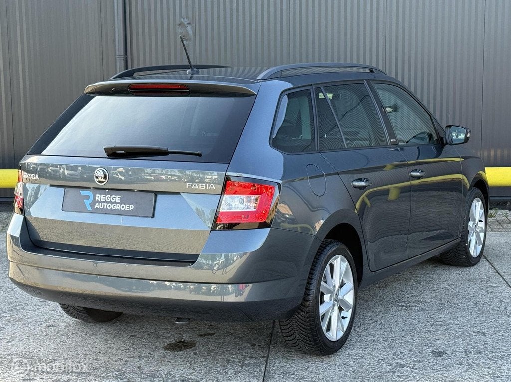 Skoda Fabia Combi 1.2 TSI Style 110PK | AUTOMAAT | CARPLAY, Gebruikt, 1078 kg, 4 cilinders, Automatische klimaatregeling