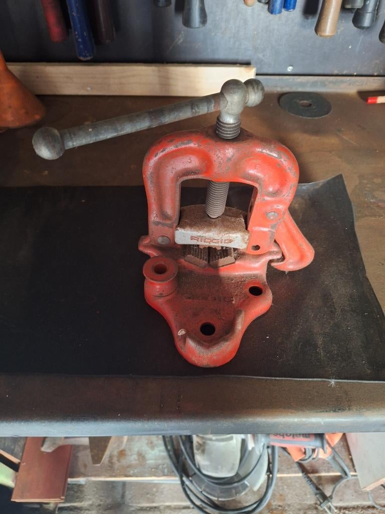 Ridgid Pijpensteun / Pijpenbankschroef nr. 21, Ophalen, Gebruikt