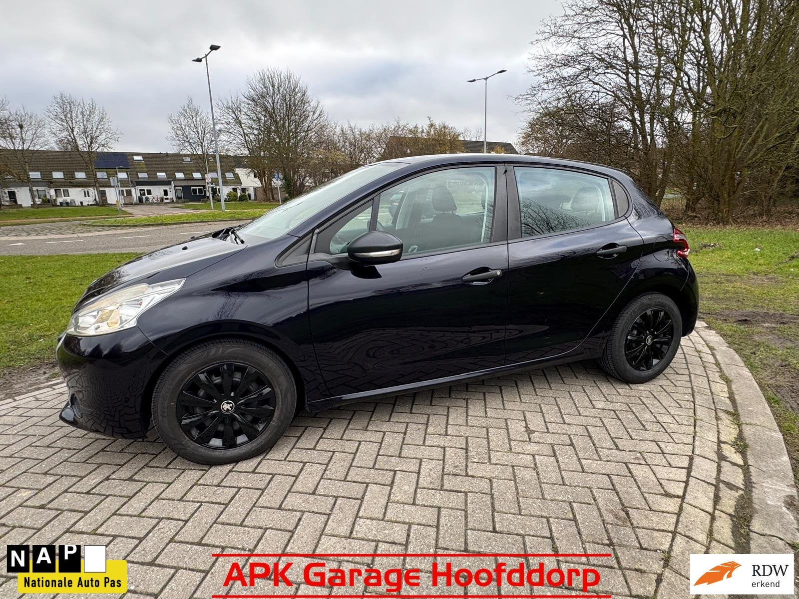 Peugeot 208 1.2 VTi Access / Airco / 140.000 km, Auto's, Voorwielaandrijving, Euro 5, Stof, Gebruikt