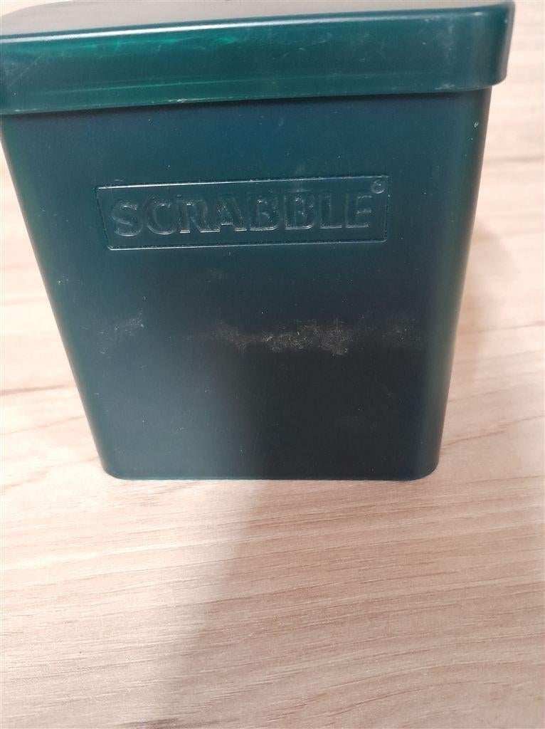 Scrabble Strijd - s3289, Hobby en Vrije tijd, Gezelschapsspellen | Bordspellen, Verzenden, Zo goed als nieuw