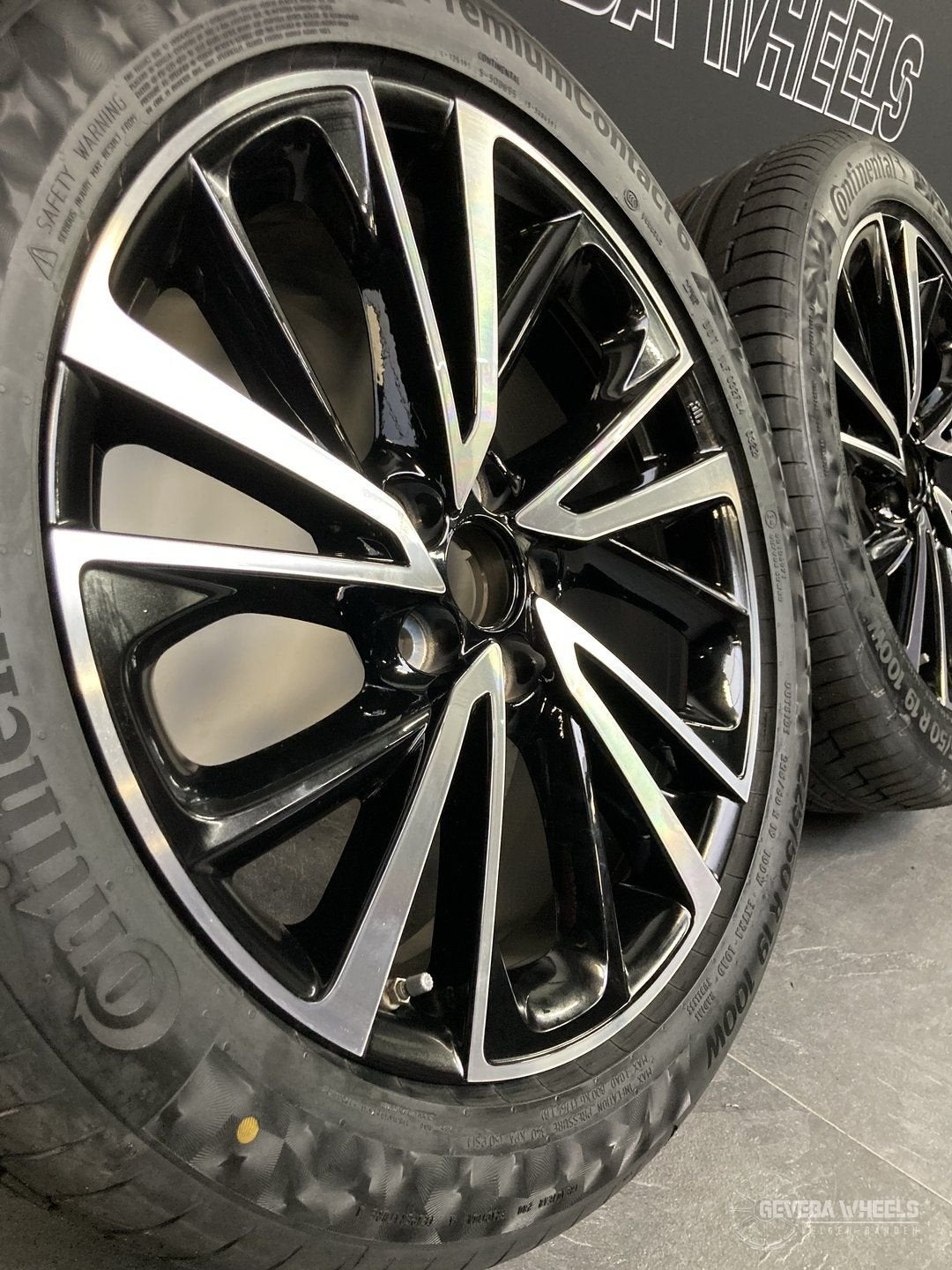 19” originele Toyota C-HR II velgen + banden 5x114.3 CLX, Auto-onderdelen, Banden en Velgen, 19 inch, Gebruikt, -, -