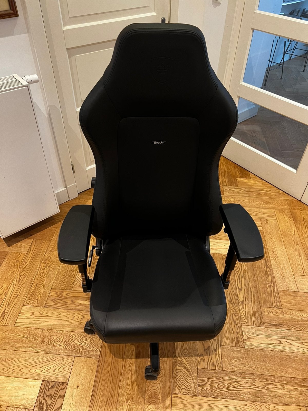 Noble Chair Hero Black, Ophalen, Zwart, Zo goed als nieuw, Gaming bureaustoel