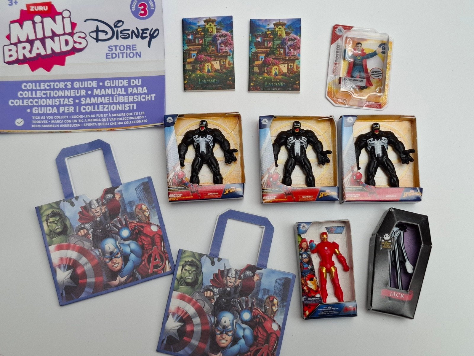 Mini brands Disney store edition, Ophalen of Verzenden, Zo goed als nieuw
