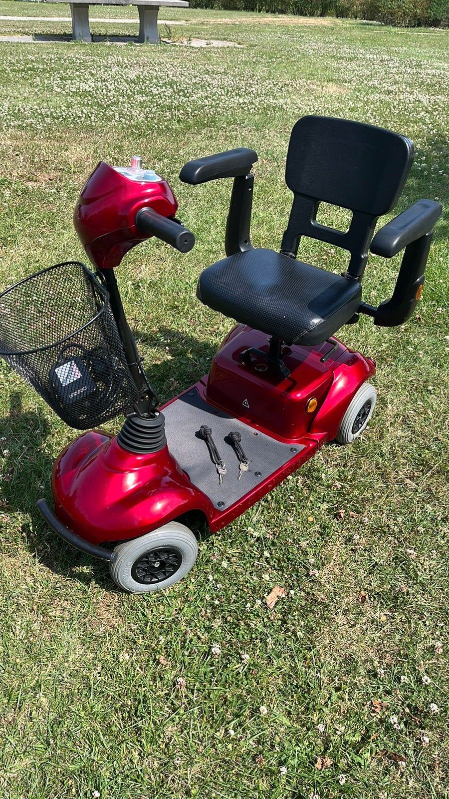 Mooie bordeaux rode scootmobiel, Diversen, Rolstoelen, Ophalen, Elektrische rolstoel