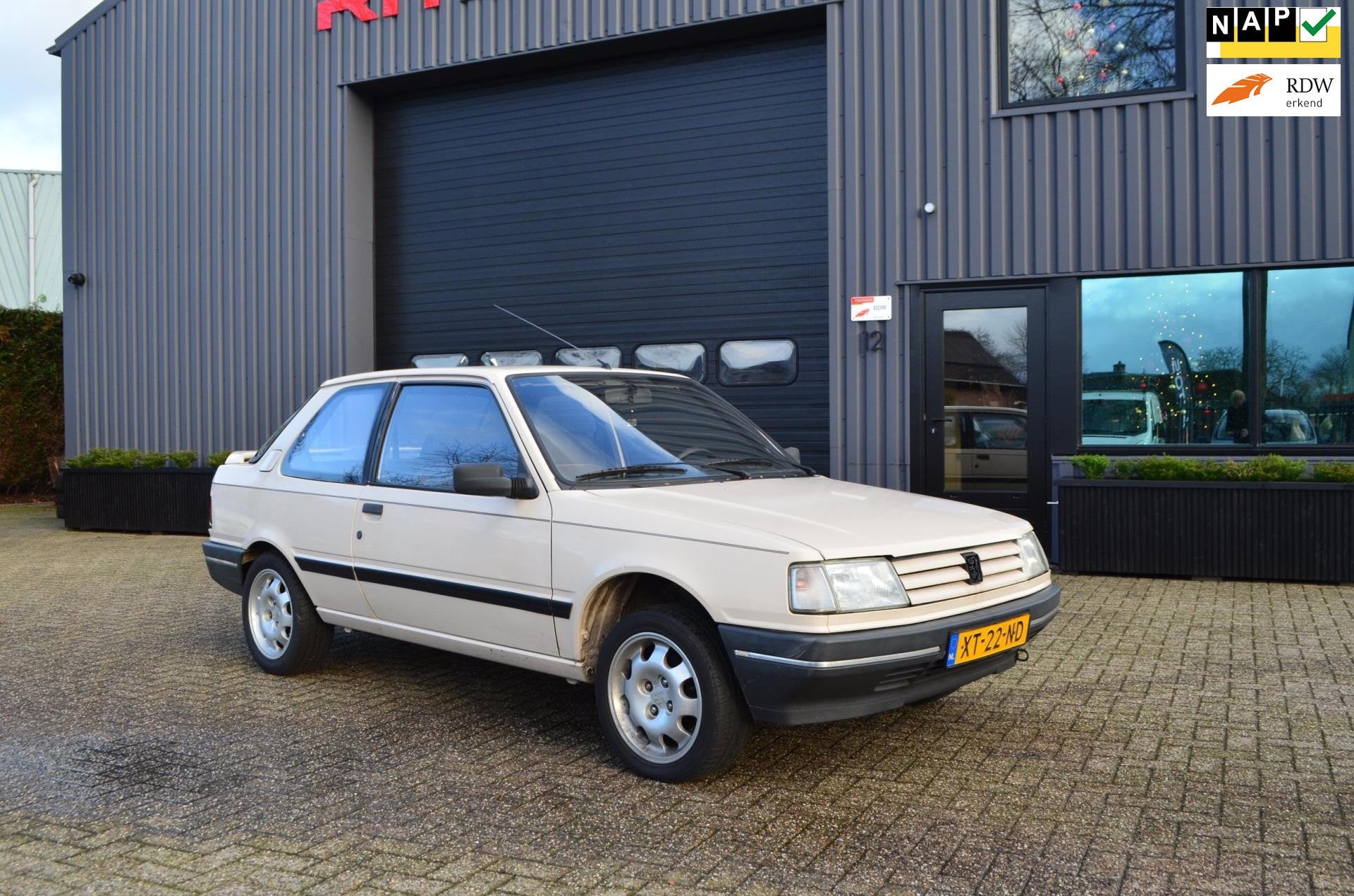 Peugeot 309 1.6 XL | Automaat | NAP | 3 deurs, Auto's, 450 kg, Gebruikt, Beige, Origineel Nederlands