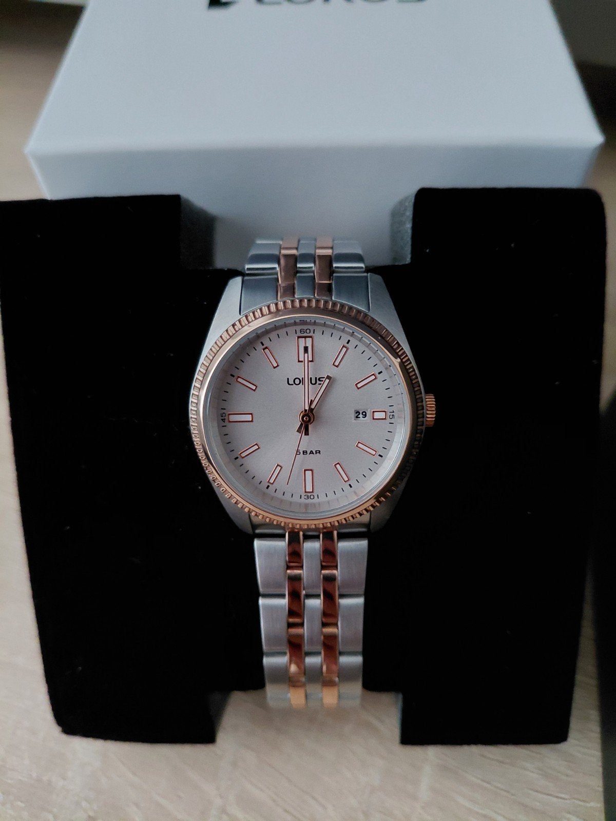 Lorus Dames Horloge RJ282BX9, Ophalen, Zo goed als nieuw, Staal, Overige merken