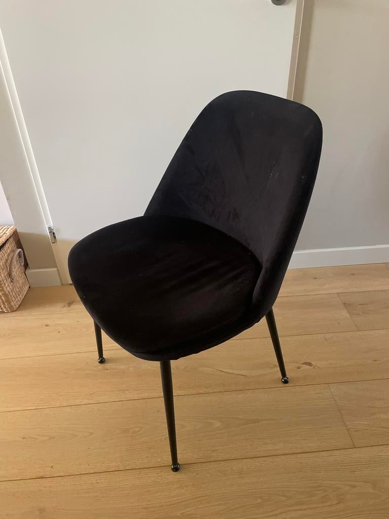 4 zwarte Velvet eetkamerstoelen karwei, Ophalen, Gebruikt, Zwart, Eén