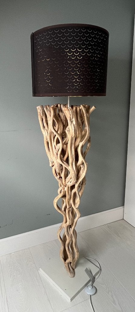 Staande lamp, Huis en Inrichting, Lampen | Vloerlampen, Ophalen, Gebruikt, Hout, 150 tot 200 cm