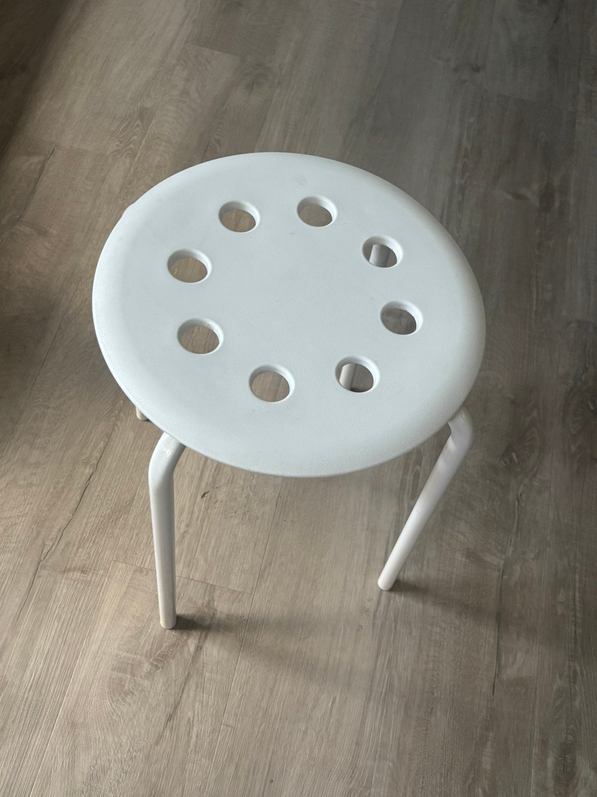 Stool, Ophalen of Verzenden, Zo goed als nieuw, Hout
