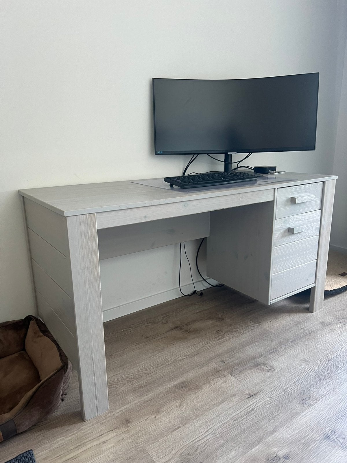 Bureau 140 x 60 x 74 cm, Ophalen, Gebruikt, Grijs