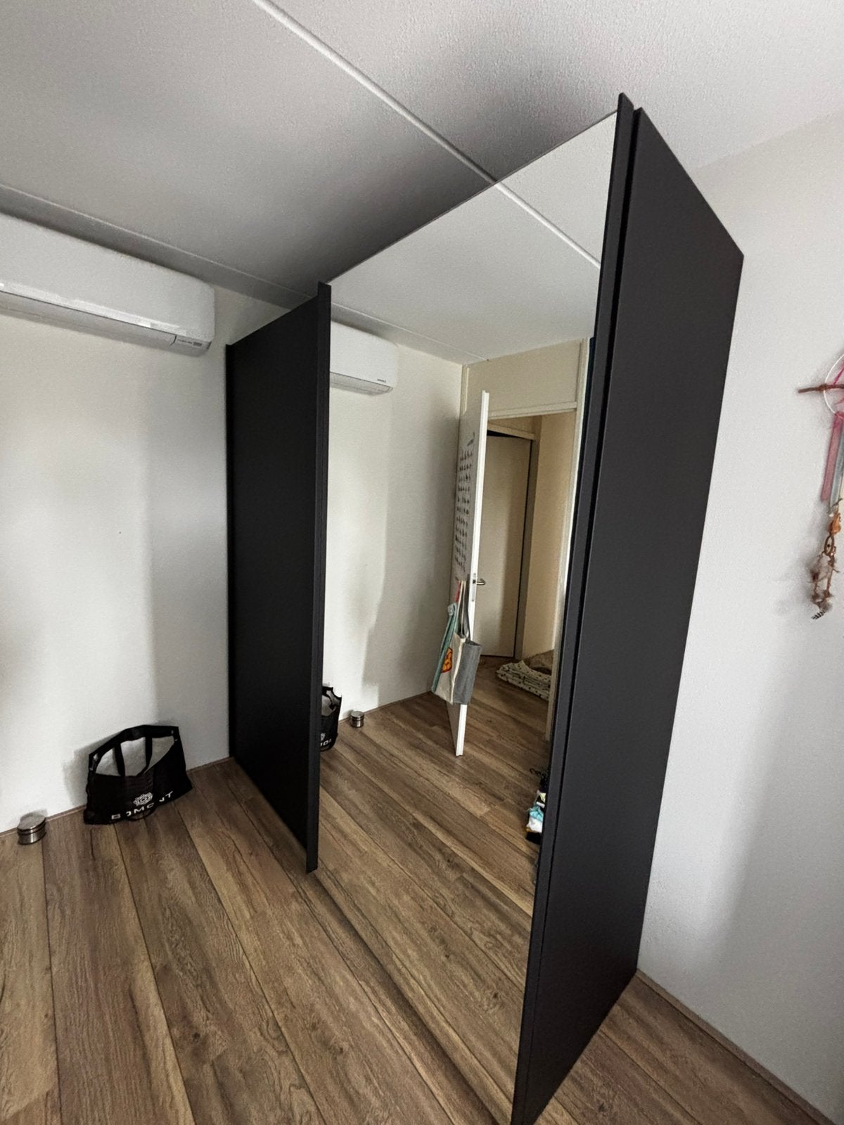 Zweefdeur (kleding) kast, Ophalen, Met deur(en), 200 cm of meer, Zo goed als nieuw