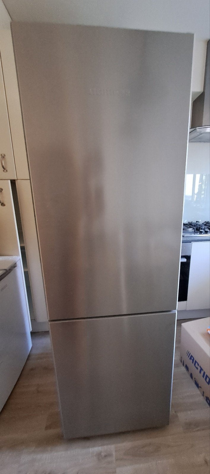 Liebherr CNPef 4333, Ophalen, 200 liter of meer, 60 cm of meer, Met aparte vriezer