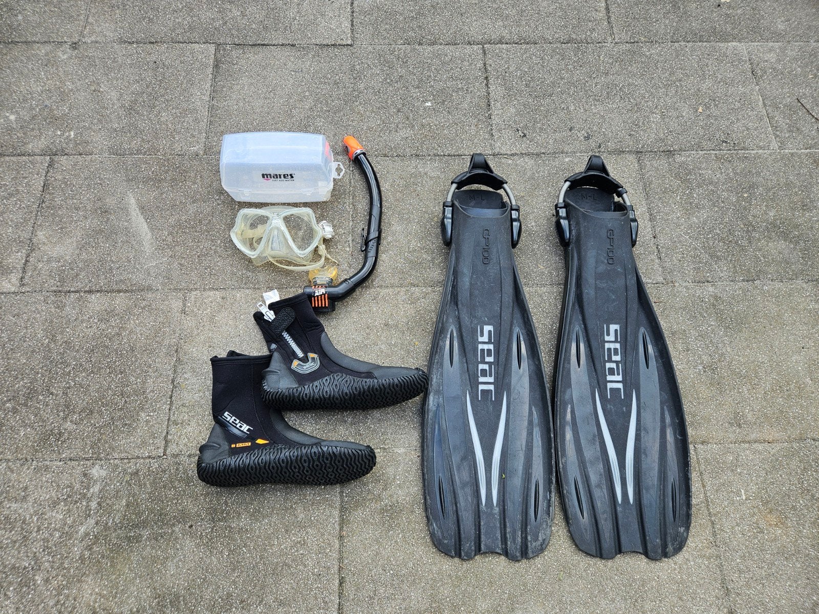 Duikset met schoenen (maat 43), vinnen, duikbril en snorkel, Ophalen, Zo goed als nieuw, Zwem- of Duikvliezen