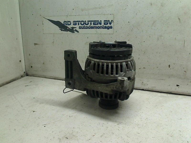 Dynamo Volvo S60 I (RS/HV) (2000-07/2010-04) 30667787, Auto-onderdelen, Elektronica en Kabels, Volvo, Gebruikt