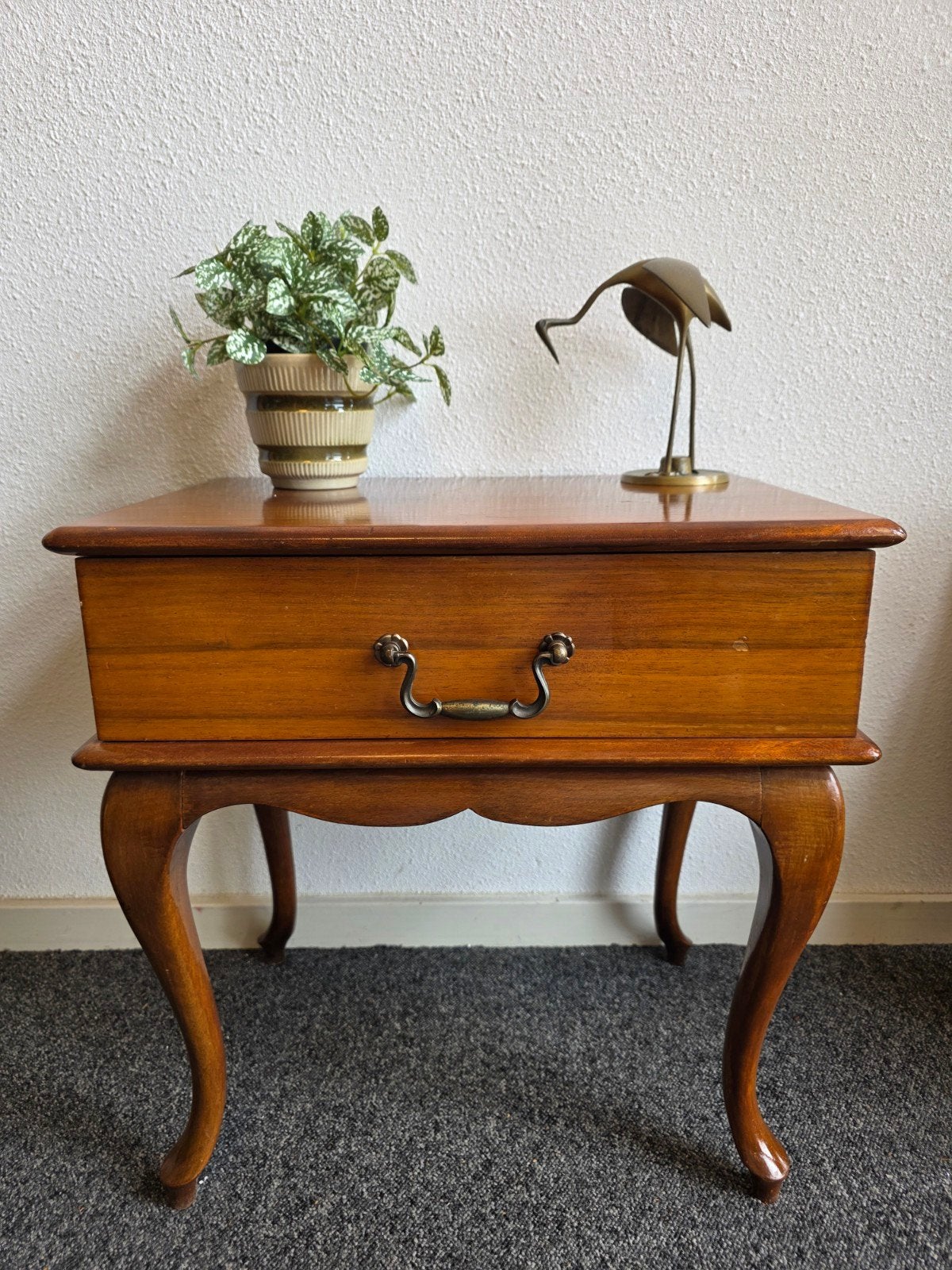 Vintage houten kastje nachtkastje lade Queen Anne stijl, Ophalen