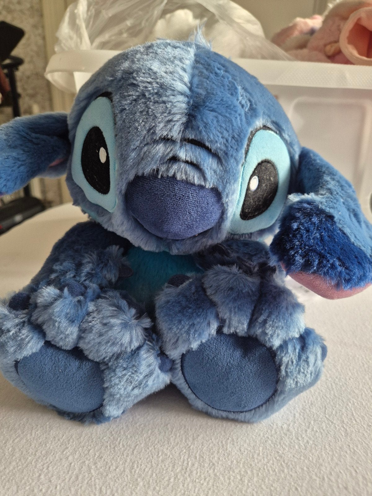 Disney Store Stitch Big Feet knuffel  Origineel, Ophalen of Verzenden, Zo goed als nieuw, Overige typen