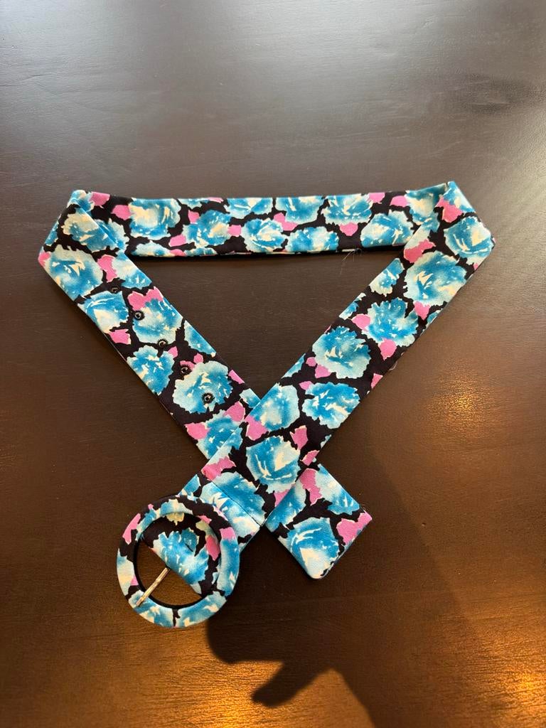 Zara riem roze blauw Bloemenprint Tailleriem met Ronde Gesp, Kleding | Dames, Riemen en Ceinturen, Overige kleuren, 3 tot 5 cm
