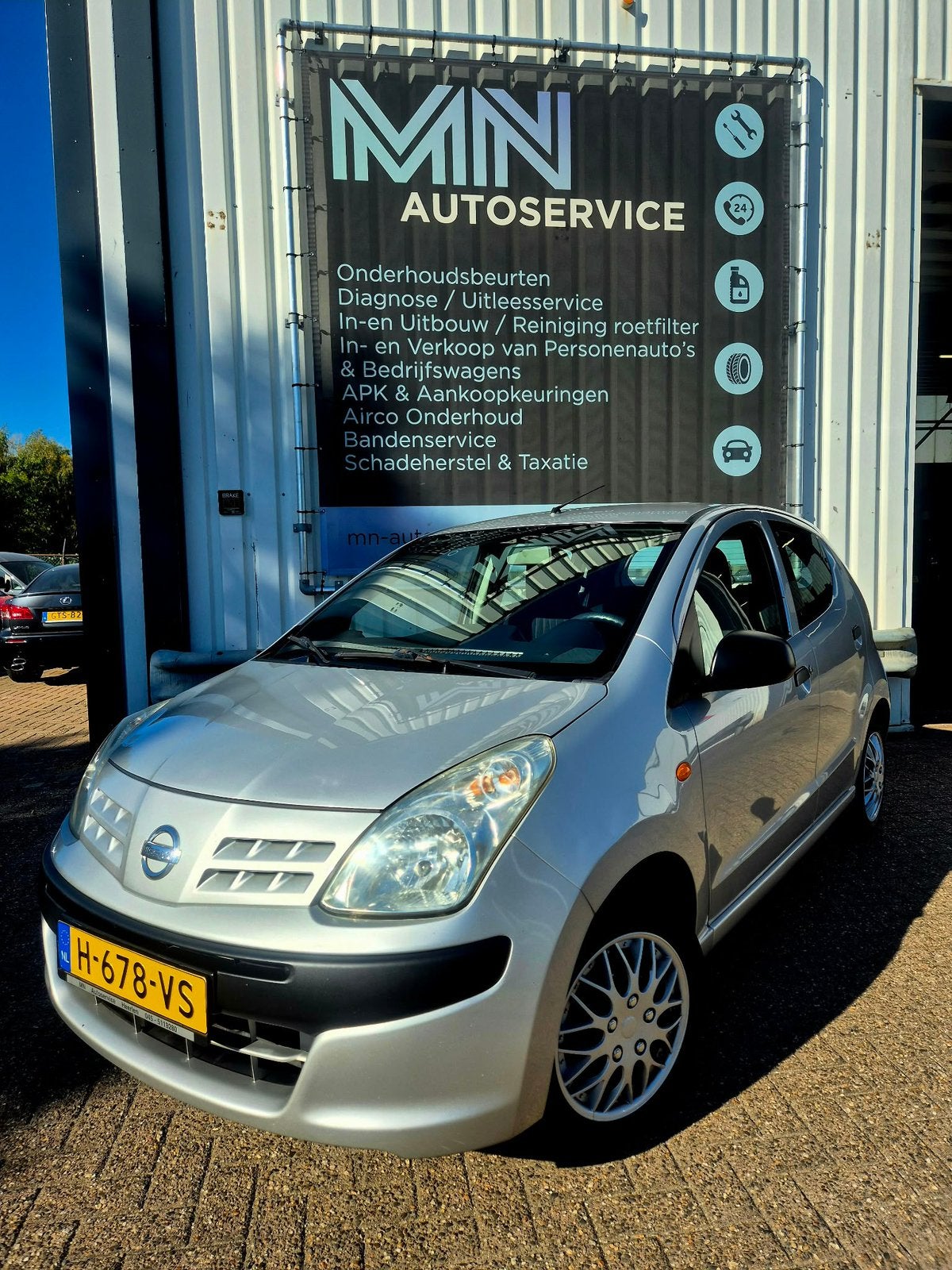 Nissan Pixo 1.0 50KW 5D 2011 Grijs, Auto's, Voorwielaandrijving, 200 kg, 4 stoelen, Bedrijf