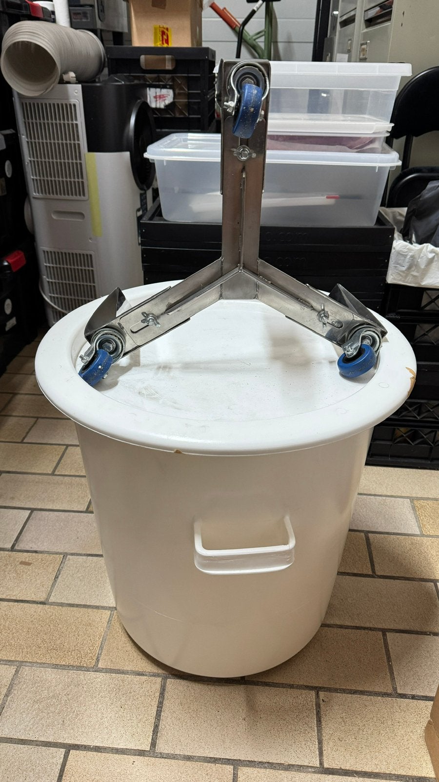 KOOPJE! nieuw meelton 75 liter met onderstel bakkerij horeca, Ophalen, Nieuw