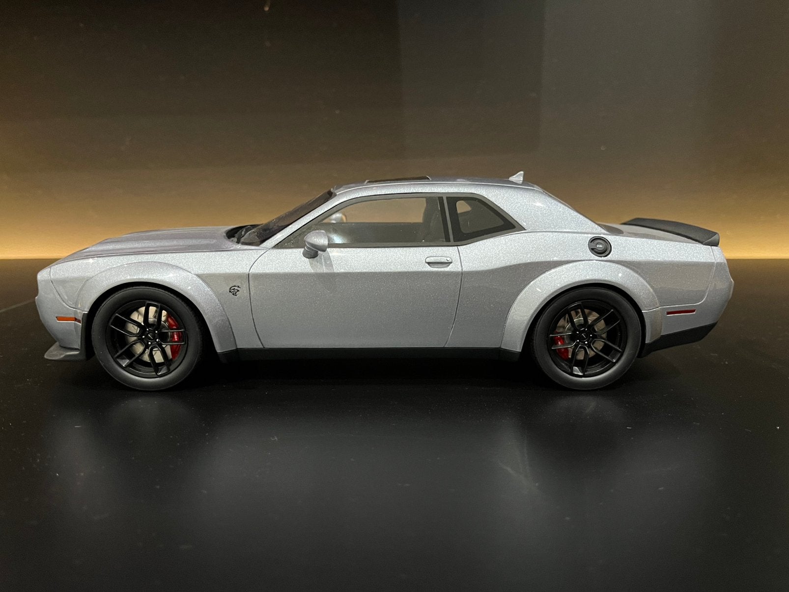 1/18 Dodge Challenger SRT Hellcat, Ophalen, Zo goed als nieuw, Overige merken