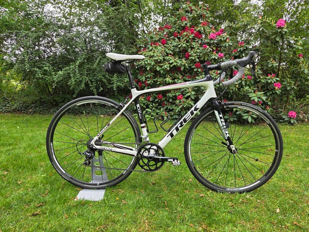 Racefiets Trek Madone 3.1 full carbon racefiets, Fietsen en Brommers, Fietsen | Racefietsen, Ophalen, Carbon, Meer dan 20 versnellingen