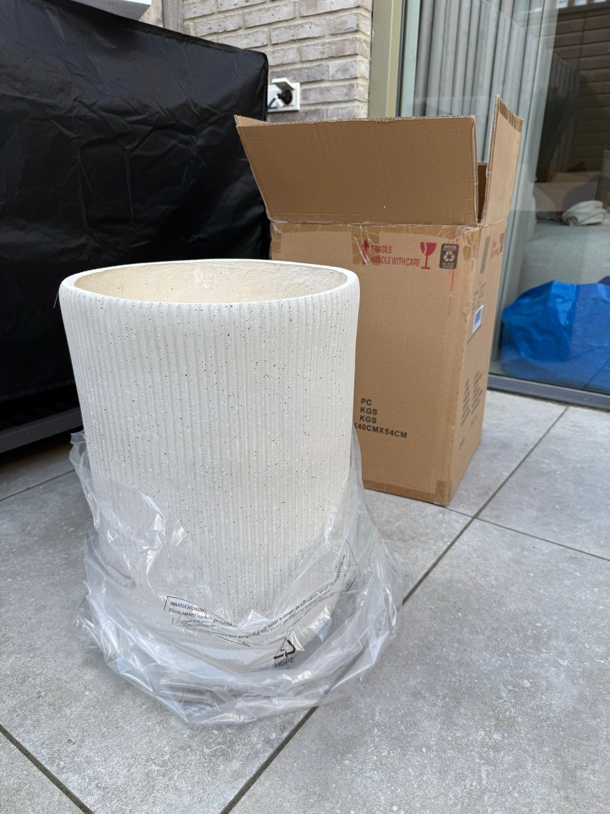 Nieuwe Kwamtum Dijon bloempot, wit, geribbeld, Ophalen, Overige materialen, 40 cm of meer, Rond