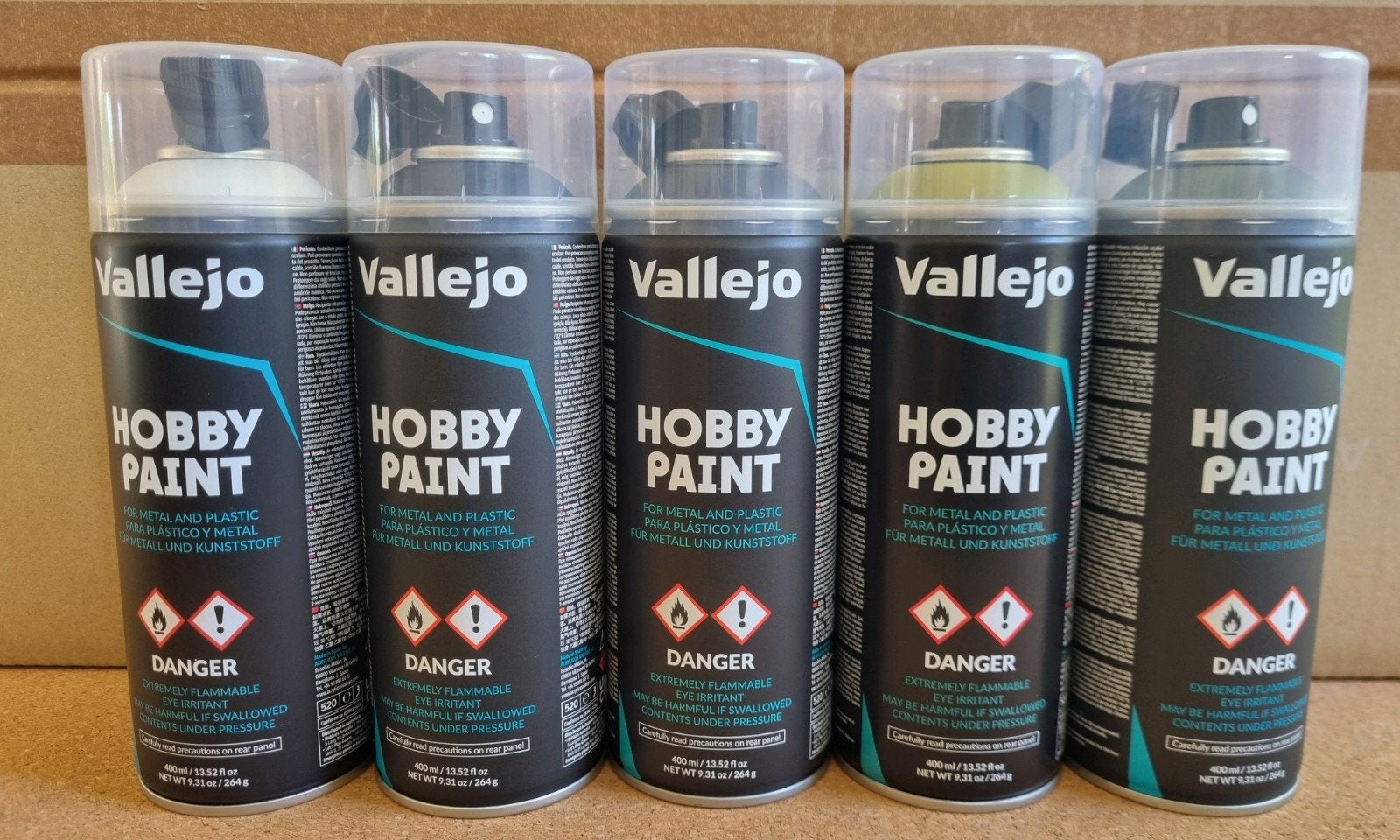Vallejo Hobby Paint spuitbus 400ml - NIEUW, Vallejo, Groter dan 1:32, Nieuw, Ophalen of Verzenden